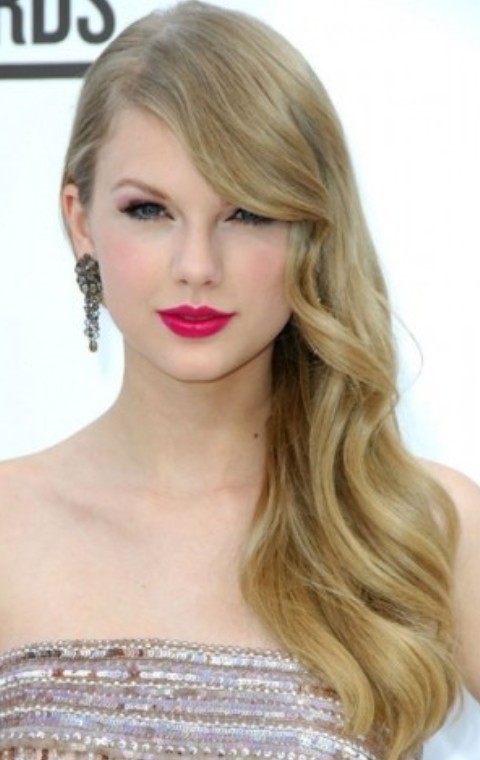 26 Taylor Swift Hairstyles Celebrity Taylor S Hairstyles