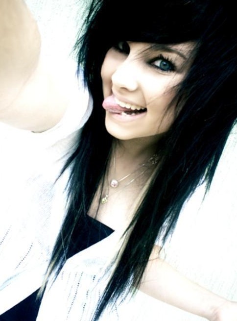 Emo Hairstyles For Girls Latest Popular Emo Girls Haircuts Pictures Pretty Designs 