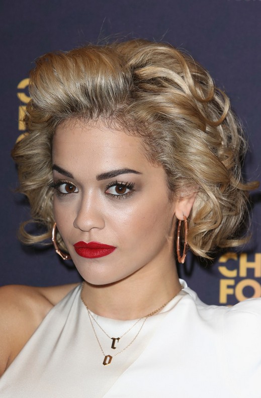 Celebrity Short Curly Hairstyles 25 Chic Short Haircuts With