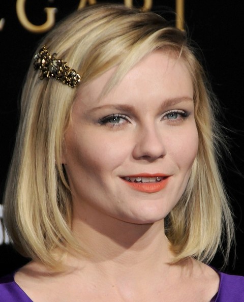 Kirsten Dunst髪型：甘い中ヘアカット