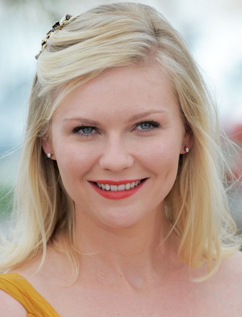 Kirsten Dunst Frisuren: Süße gerade Frisur