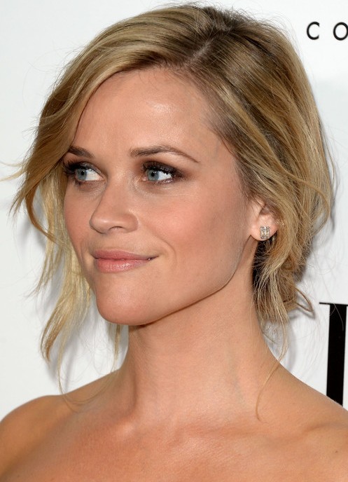 Coiffure Updo de Reese Witherspoon : Chignon