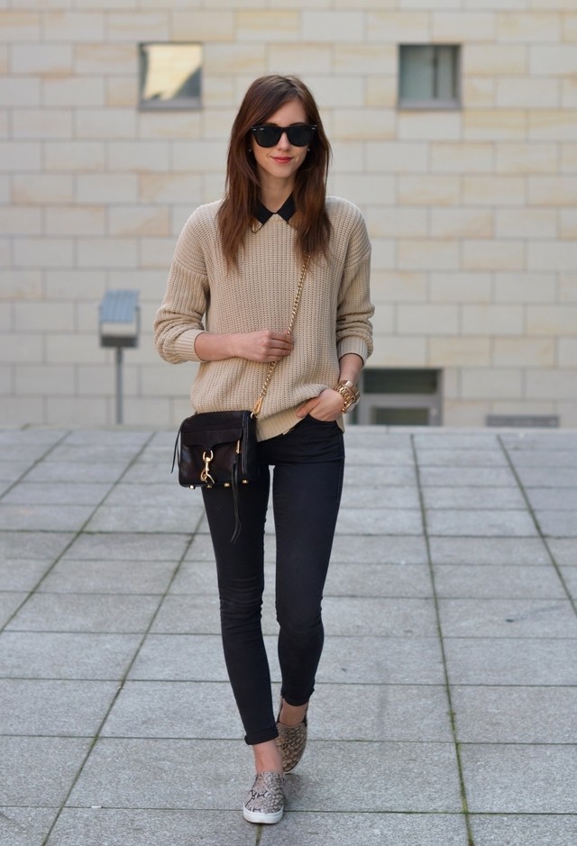 light grey sneakers outfit