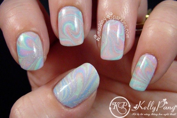 Glittering Marble Nail Design