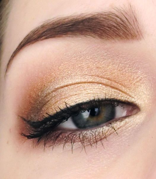 13 Charming Golden Eye Makeup Looks For 2024 Pretty Designs