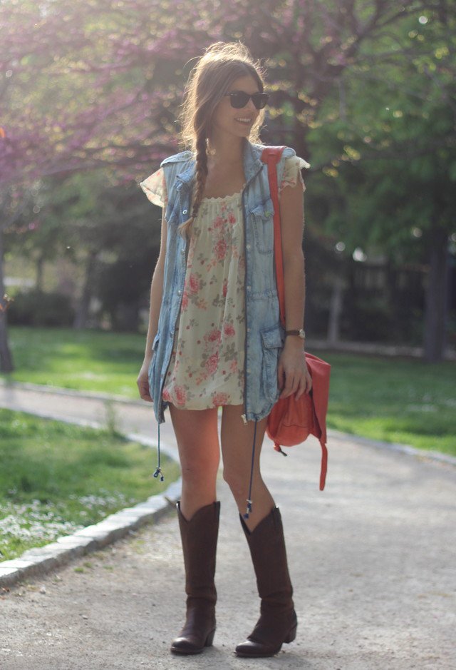 denim and floral outfit