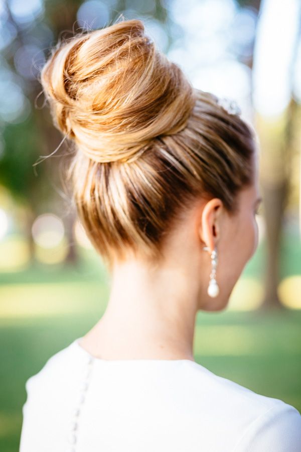 15 Elegant And Chic Sleek Updo Hairstyles For Women Pretty Designs