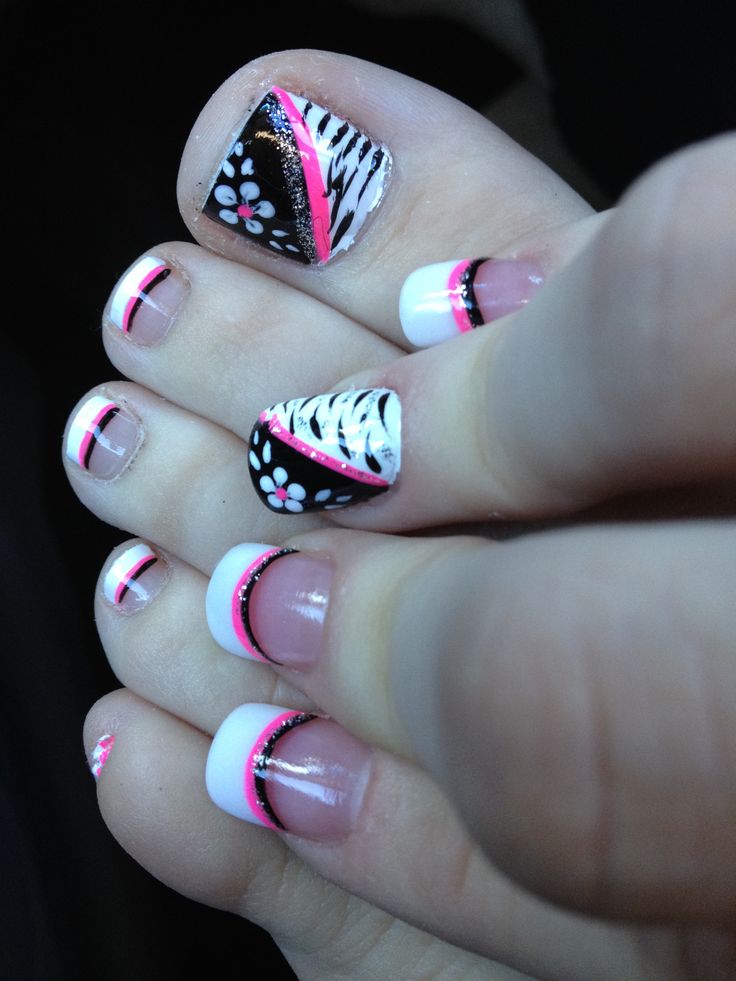 15 Easy Nail Art for Toes Pretty Designs