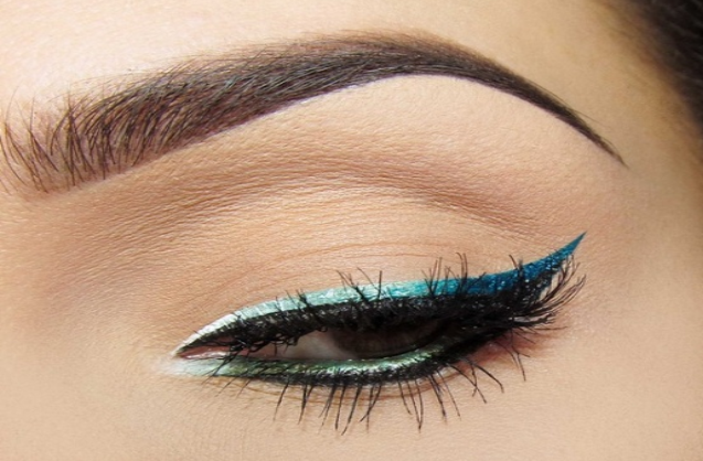 6 Tips On How To Rock Colored Eyeliner Colorful Eyeliner Ideas 