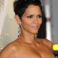 Halle Berry Spiked Short Pixie Hairstyle - Trendy Messy Short Haircuts 2014