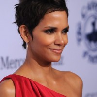 Messy Spiked Short Pixie Haircut for Black Women - Halle Berry Haircuts