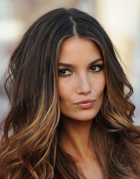 10 Perfectly Highlighted Hairstyles for Brunette Hair - Pretty Designs