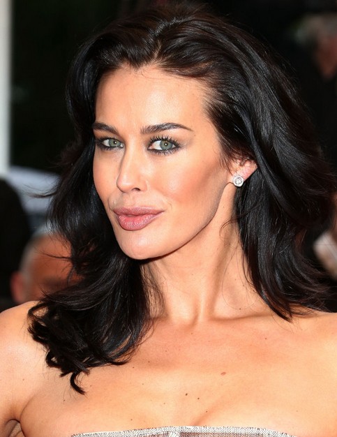 21 Megan Gale Hairstyles- Megan Gale Hair Pictures - Pretty Designs