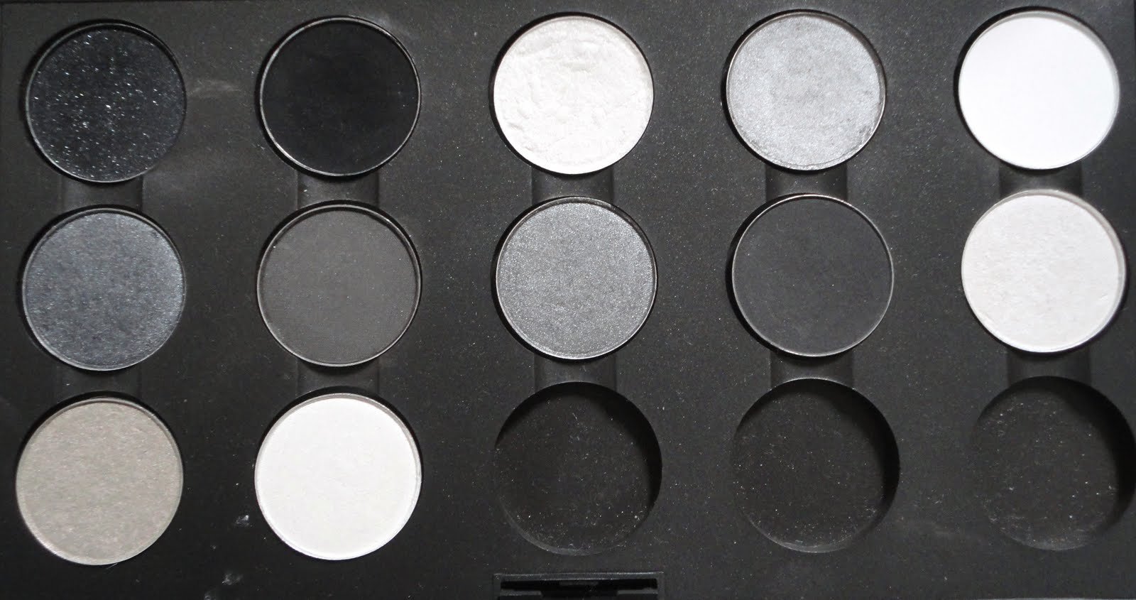 black and grey eyeshadow palette