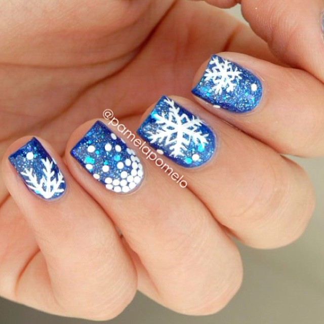 17 Snowflake Nail Tutorials - Pretty Designs