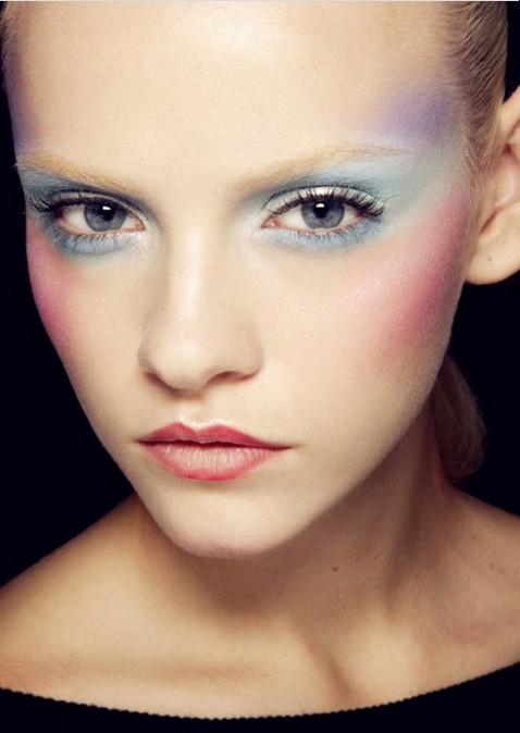 17 Lovely Pastel Makeup Ideas - Pretty Designs