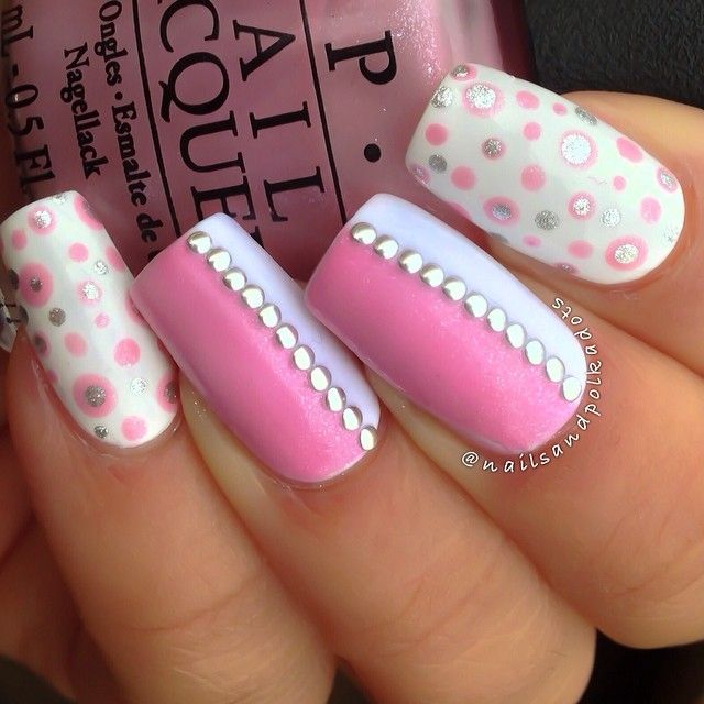 Designs to Try: Delicate Nail Arts for this Weekend - Pretty Designs
