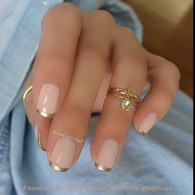 Pink-and-Gold-French-Manicure-Design.jpg