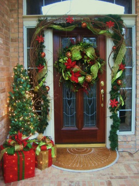 How To Decorate A Christmas Door Wreath - How To Decorate A Large Christmas Wreath