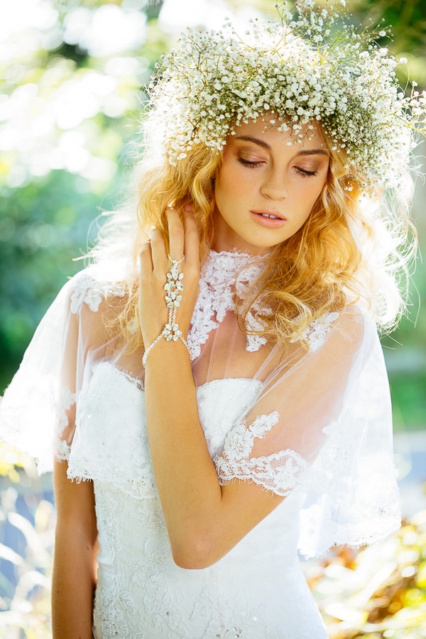 Gorgeous Floral Crown Hairstyle Ideas for Romantic Brides - Pretty Designs