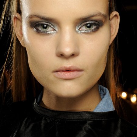 2015 Fashionable Metallic Eye Makeup Ideas - Pretty Designs