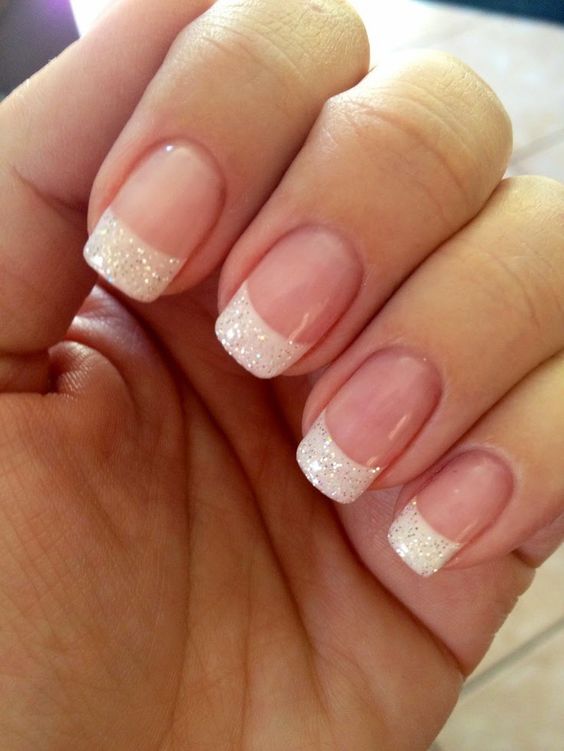 22-awesome-french-manicure-designs-2.jpg
