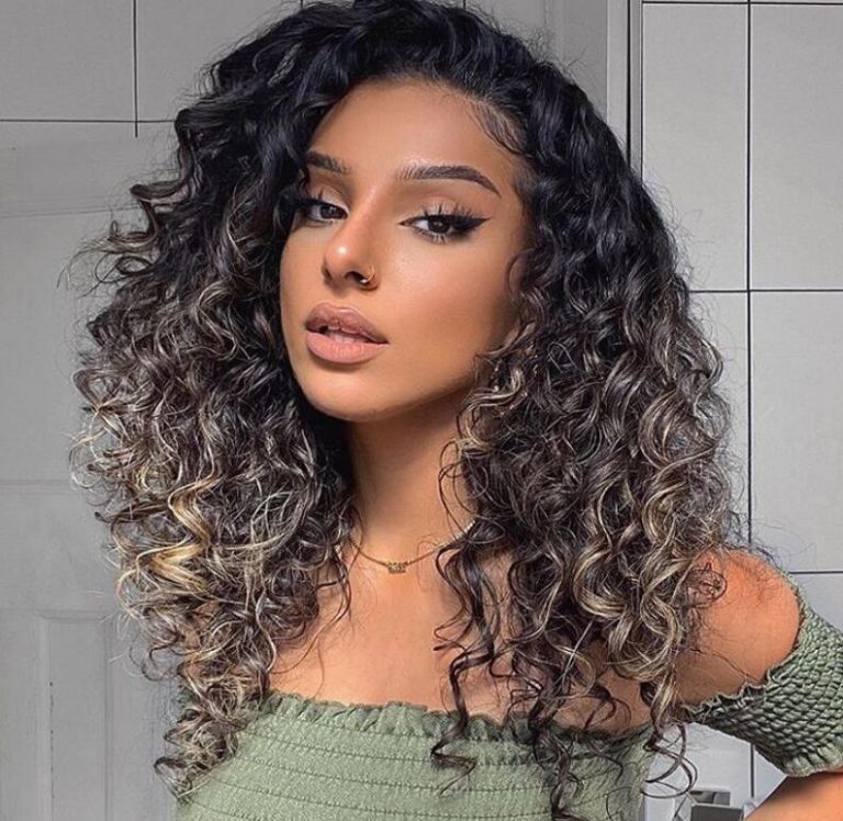 How to Create Perfect Curls Like a Pro - Pretty Designs