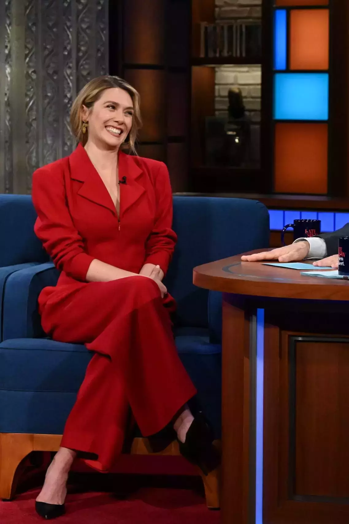 Elizabeth Olsen Outfits and Hairstyles