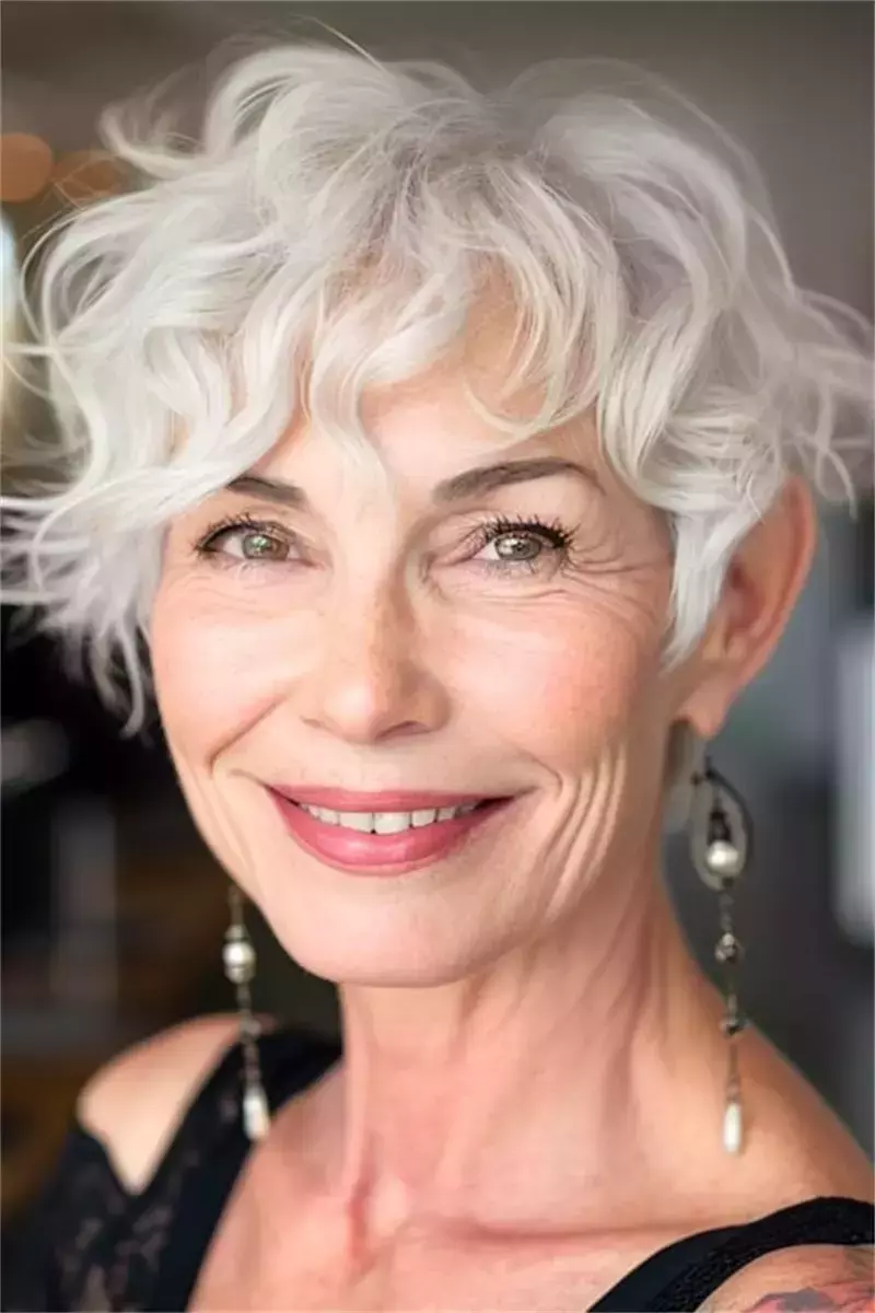 Best Short Haircuts for Women Over 60