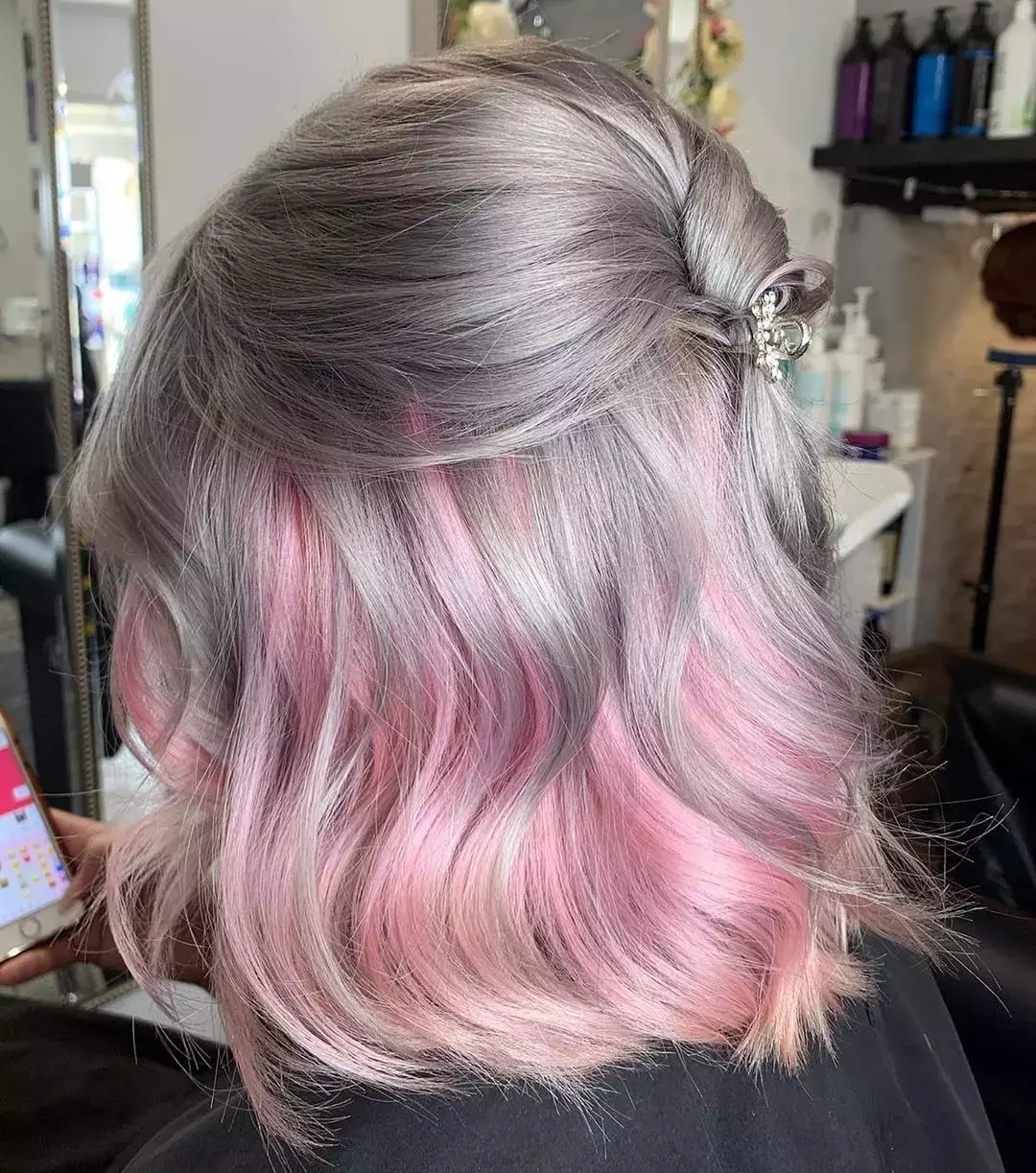 pink Skunk Stripe Hair ideas